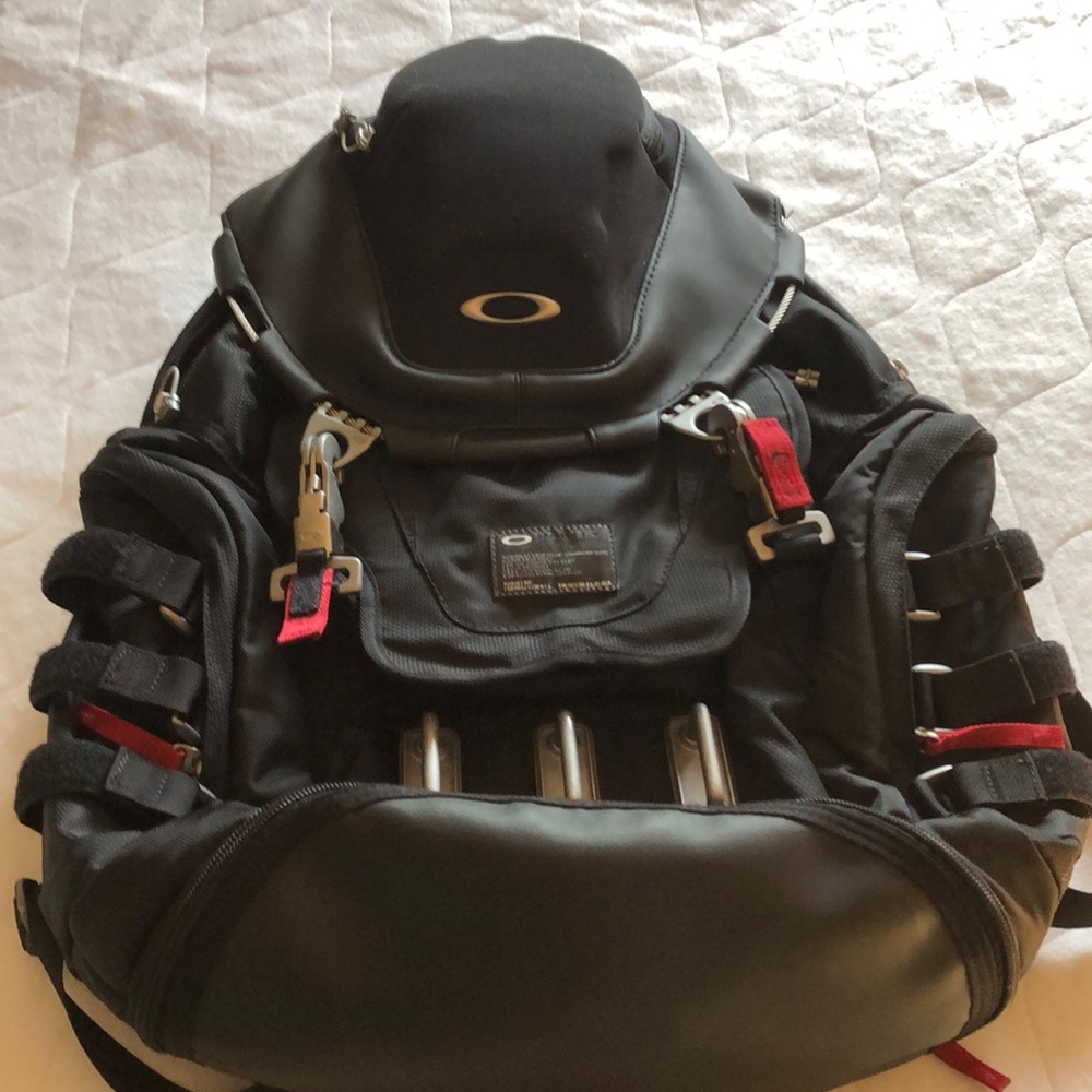 Oakley Kitchen Sink Backpack